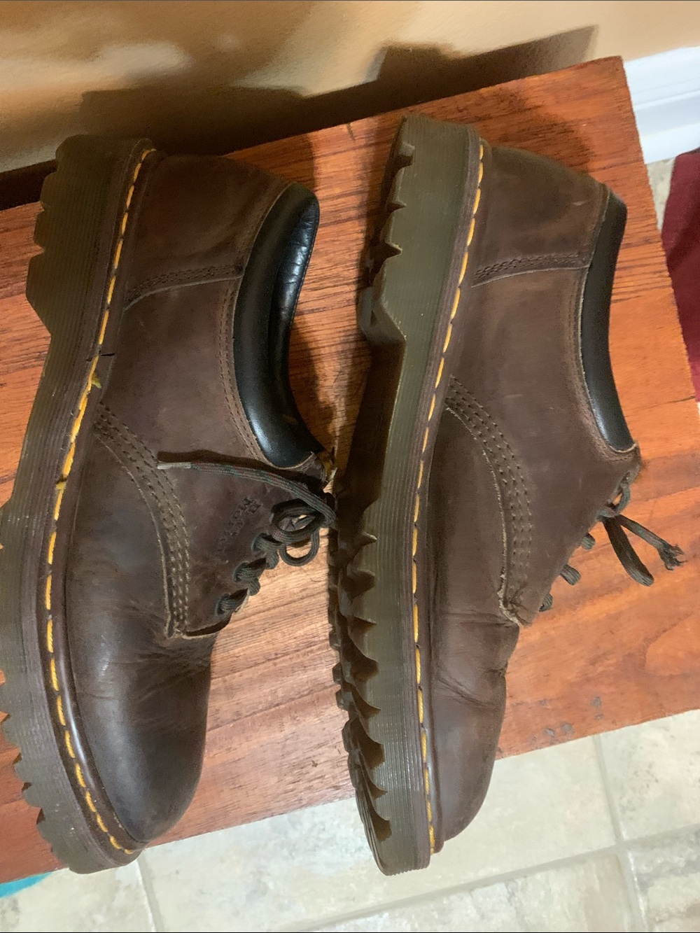 Dr. MARTEN’S  Brown Leather Derby Shoes with Yellow Stitching size 11 UK - Picture 4 of 9